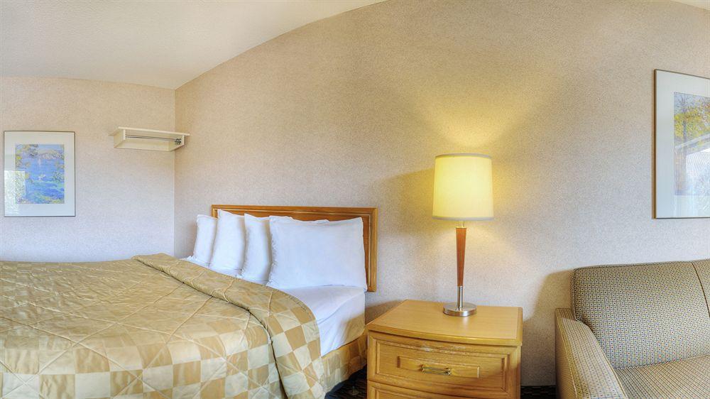 Comfort Inn Simcoe Exterior foto