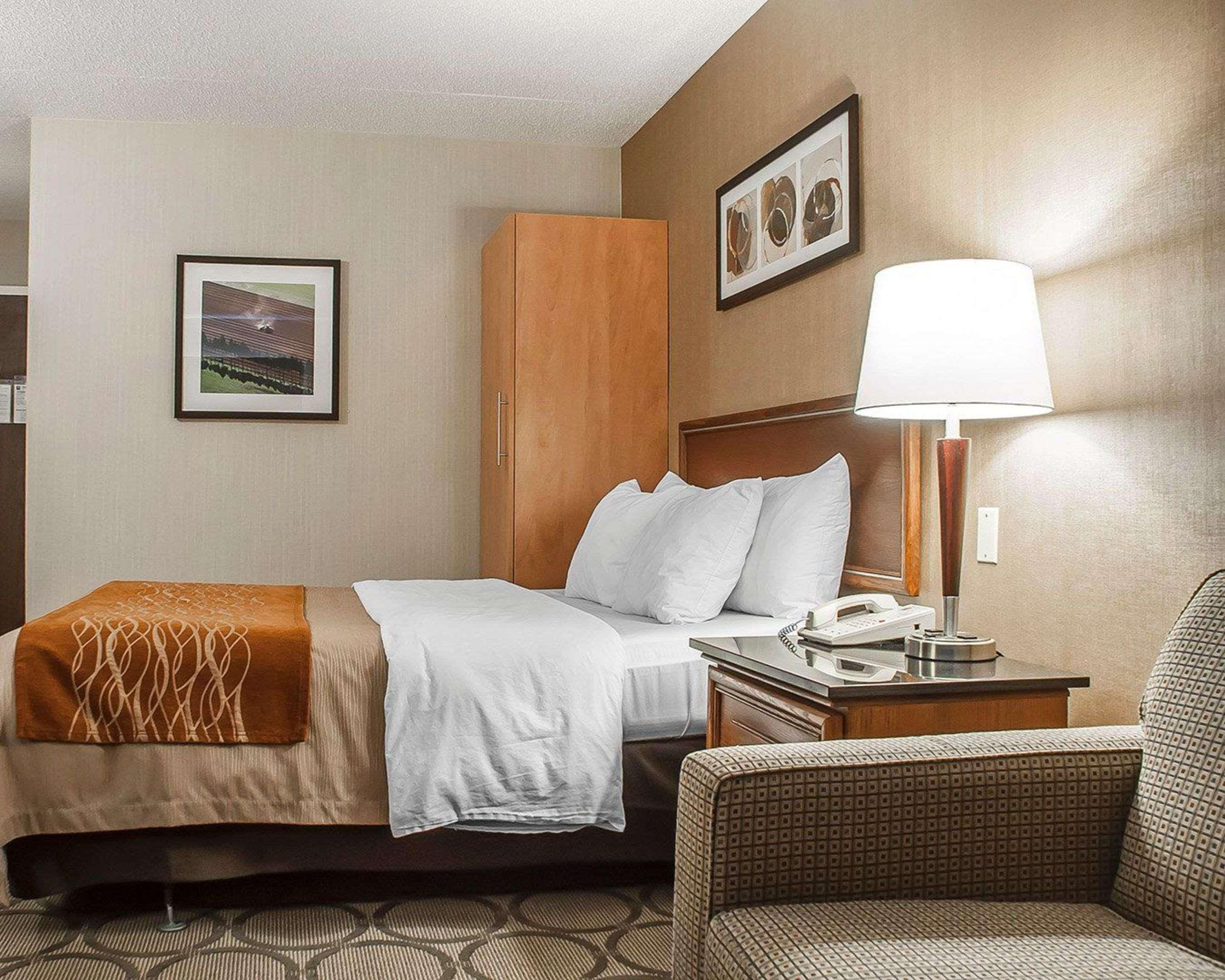 Comfort Inn Simcoe Exterior foto